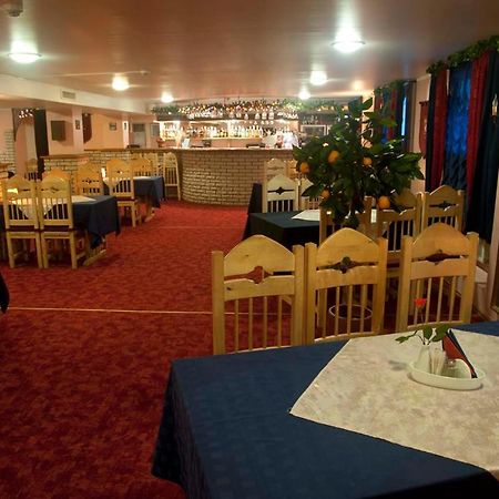 Katariina Guesthouse Раквере Экстерьер фото
