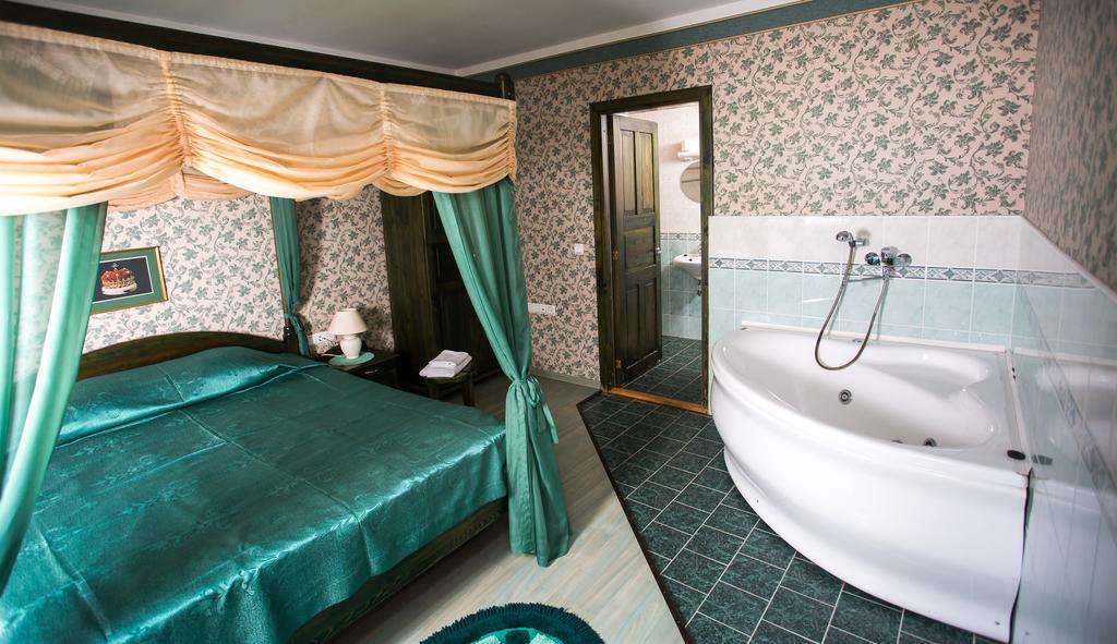 Katariina Guesthouse Раквере Экстерьер фото