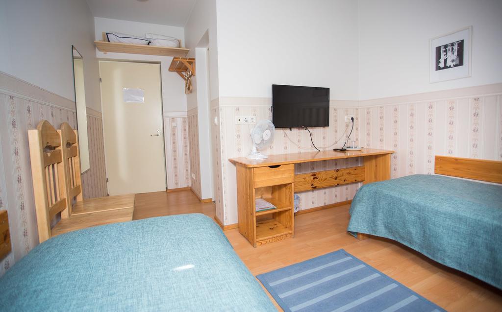 Katariina Guesthouse Раквере Экстерьер фото
