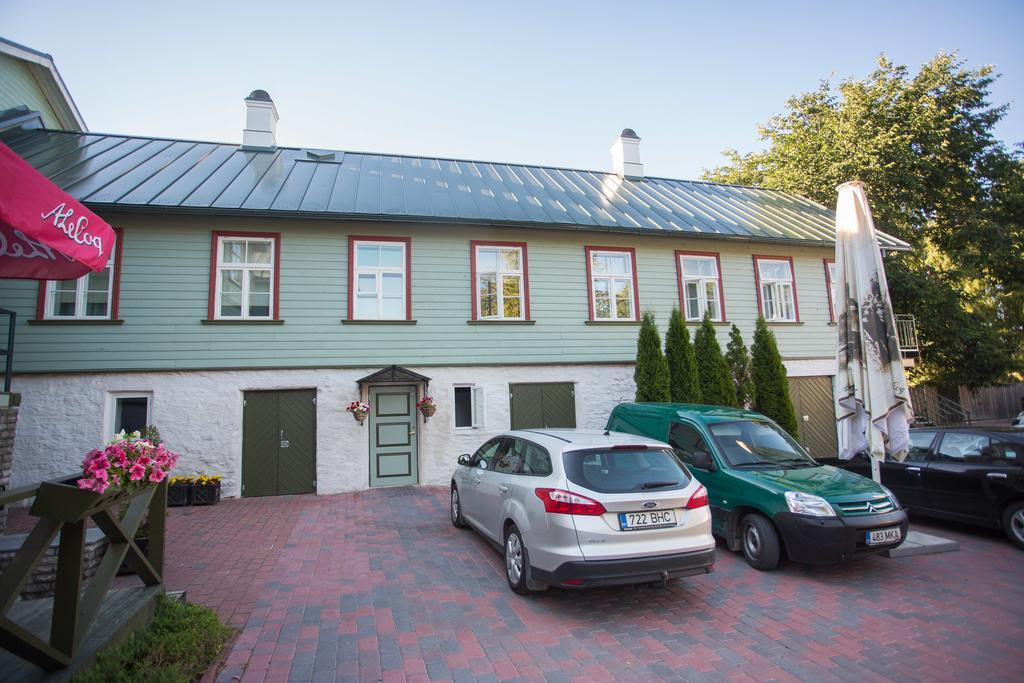 Katariina Guesthouse Раквере Экстерьер фото