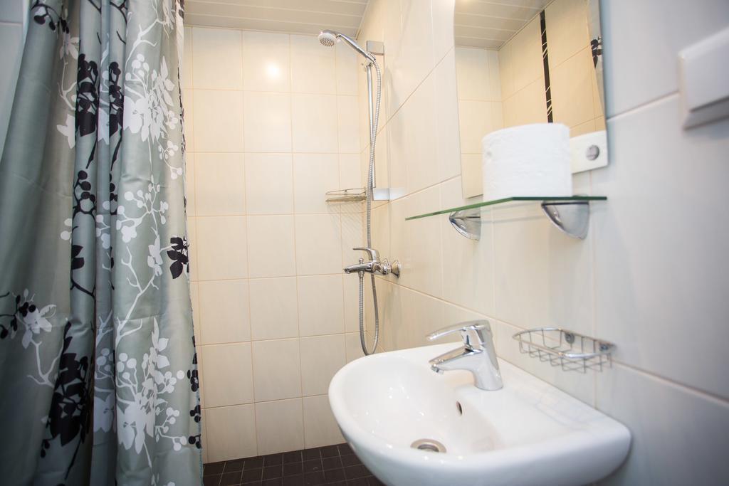 Katariina Guesthouse Раквере Экстерьер фото