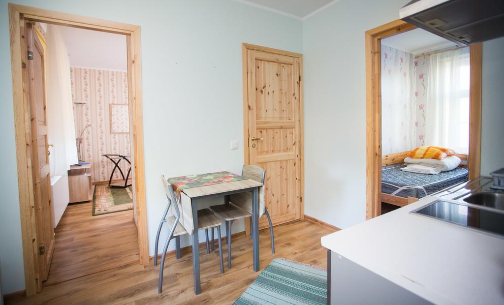 Katariina Guesthouse Раквере Экстерьер фото