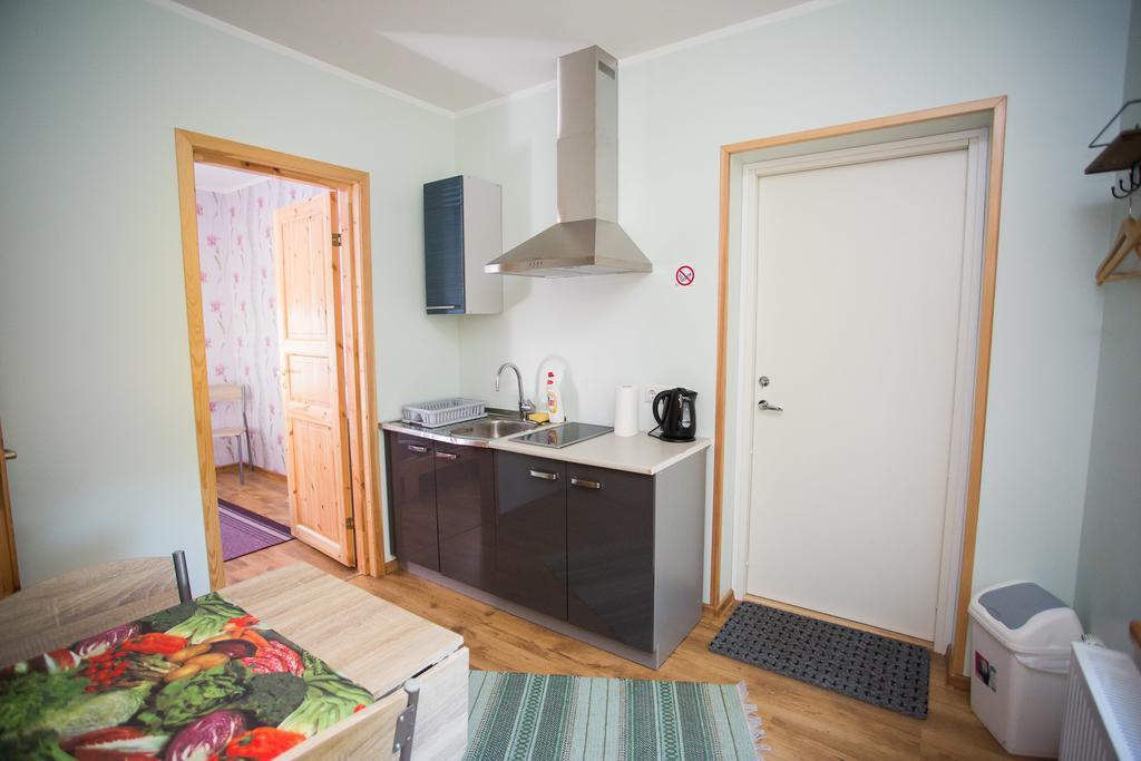 Katariina Guesthouse Раквере Экстерьер фото