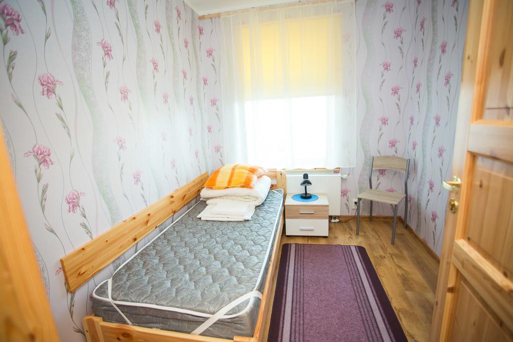 Katariina Guesthouse Раквере Экстерьер фото
