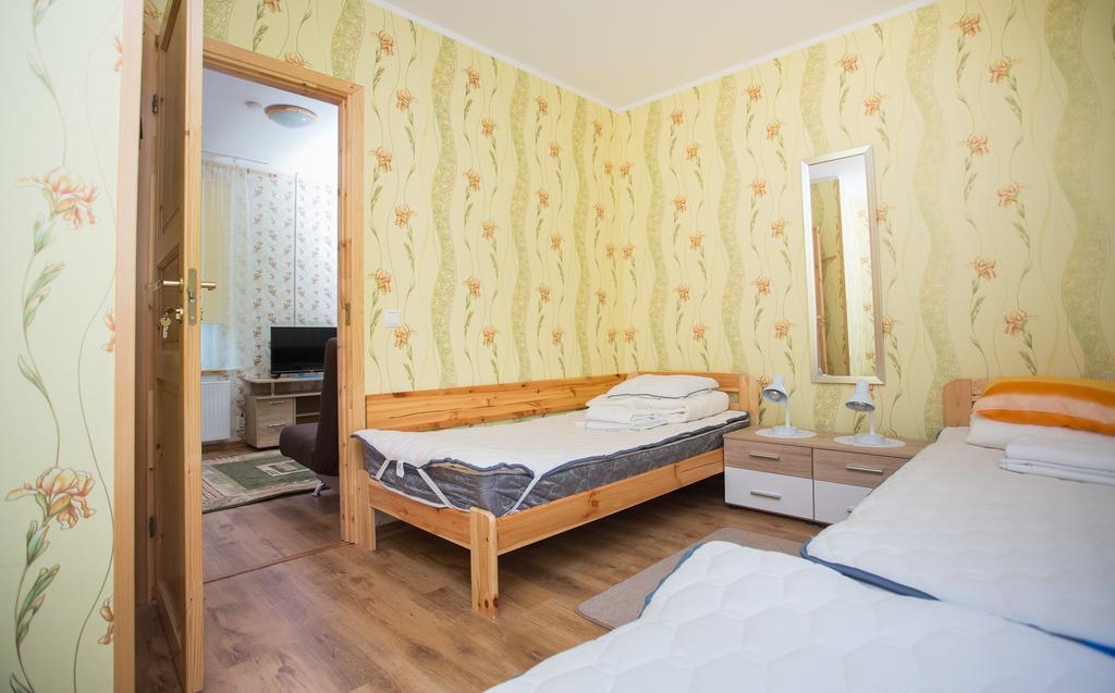 Katariina Guesthouse Раквере Экстерьер фото