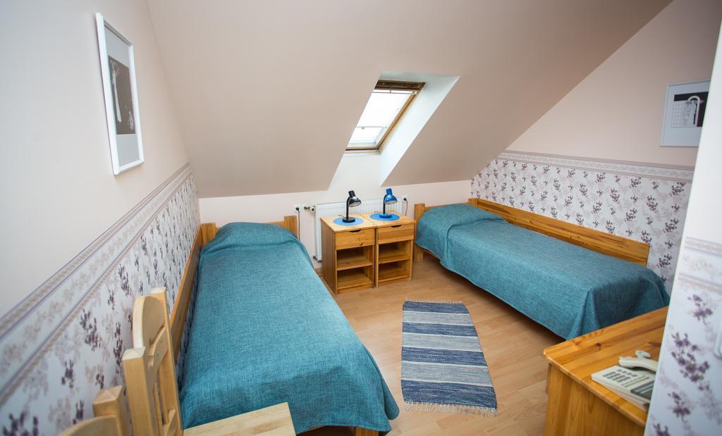 Katariina Guesthouse Раквере Экстерьер фото