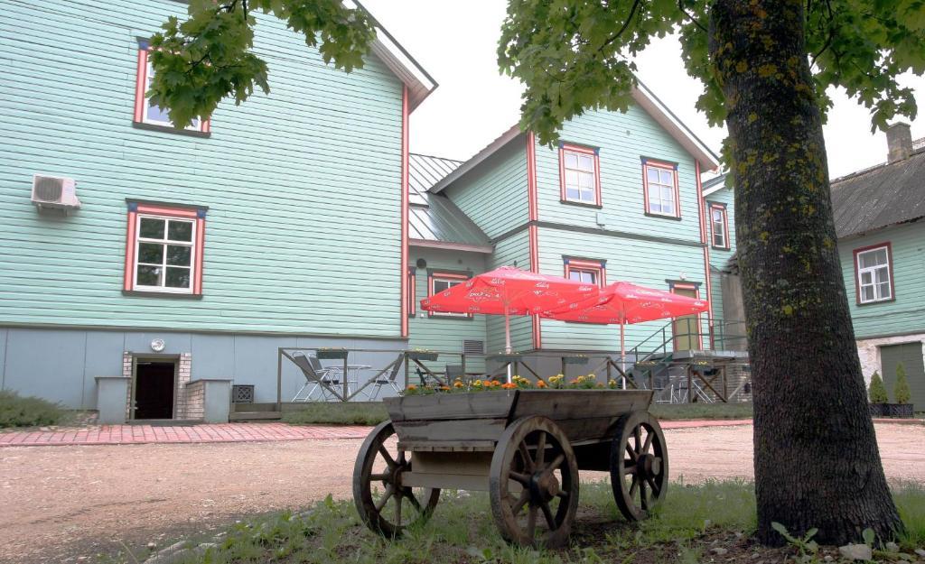 Katariina Guesthouse Раквере Экстерьер фото