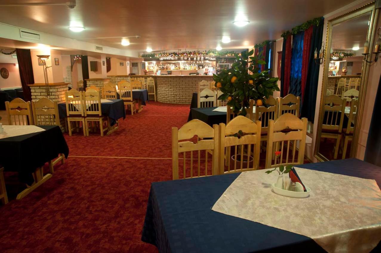 Katariina Guesthouse Раквере Экстерьер фото